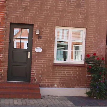 Ferienwohnung Mollner Altstadt * Мельн