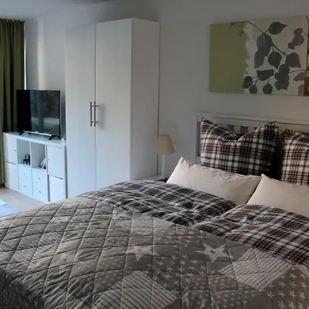 Ferienwohnung Mollner Altstadt * Мельн